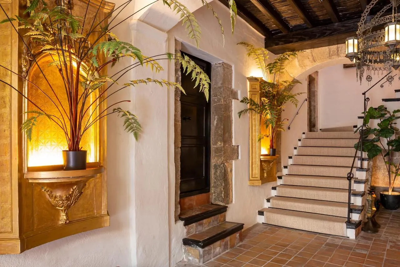 Hotel La Torre Del Canonigo - Small Luxury Hotels Ibiza Town